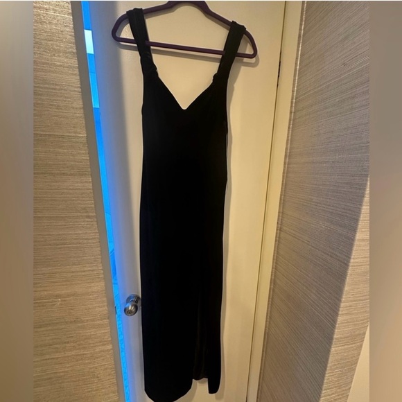 NWT! Galvan London Velvet Gown - Picture 5 of 10